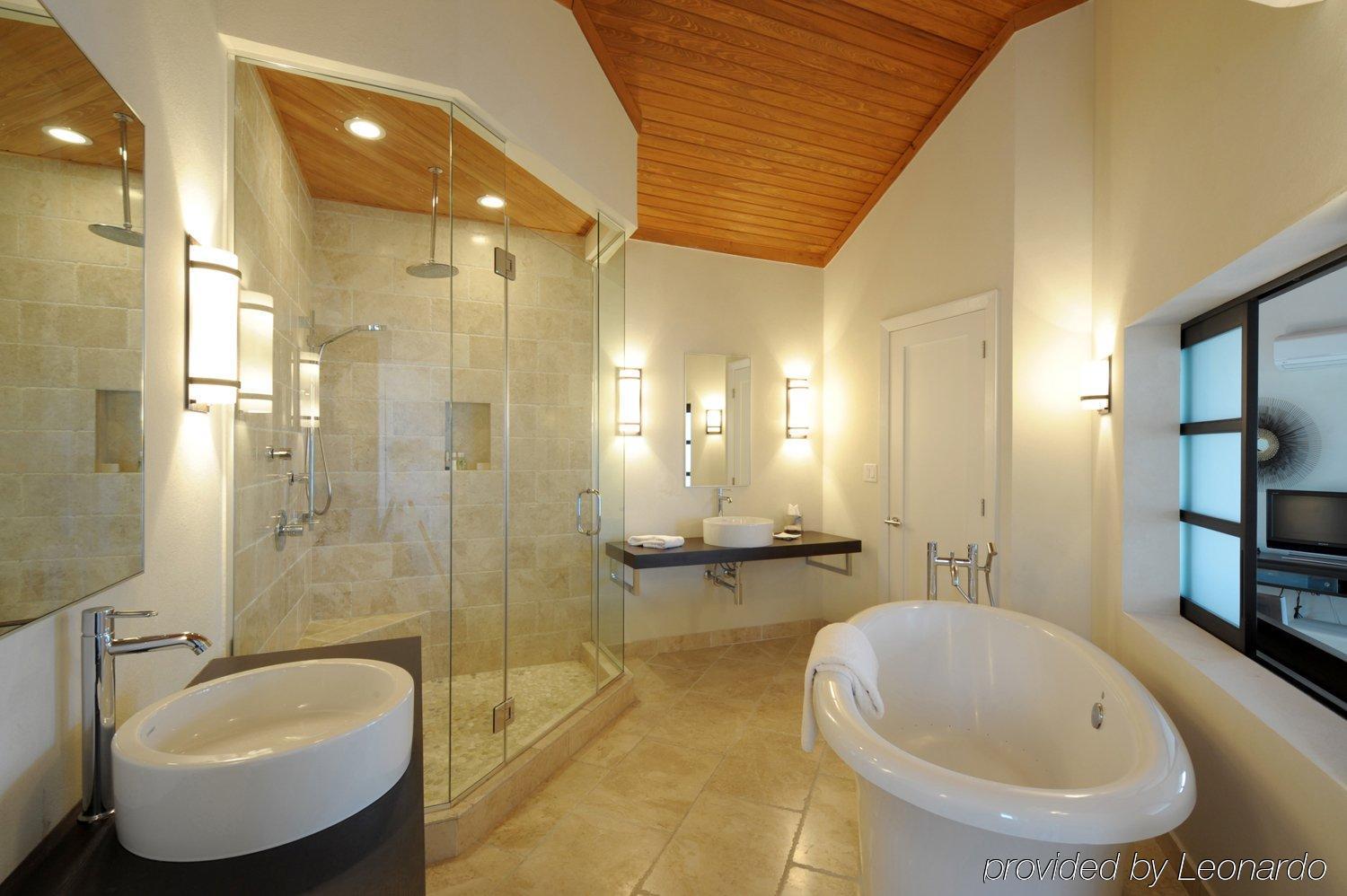 Sky Beach Club Governor's Harbour Interior foto